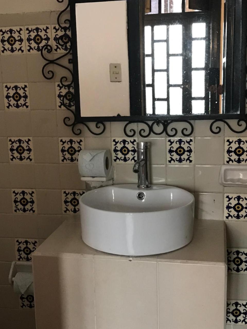Hotel Villa De Flores Uruapan  ภายนอก รูปภาพ